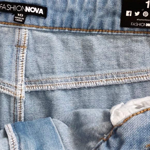 NWT Fashion Nova Going Bad High Rise Ripped Distressed Denim Shorts - Picture 6 of 9